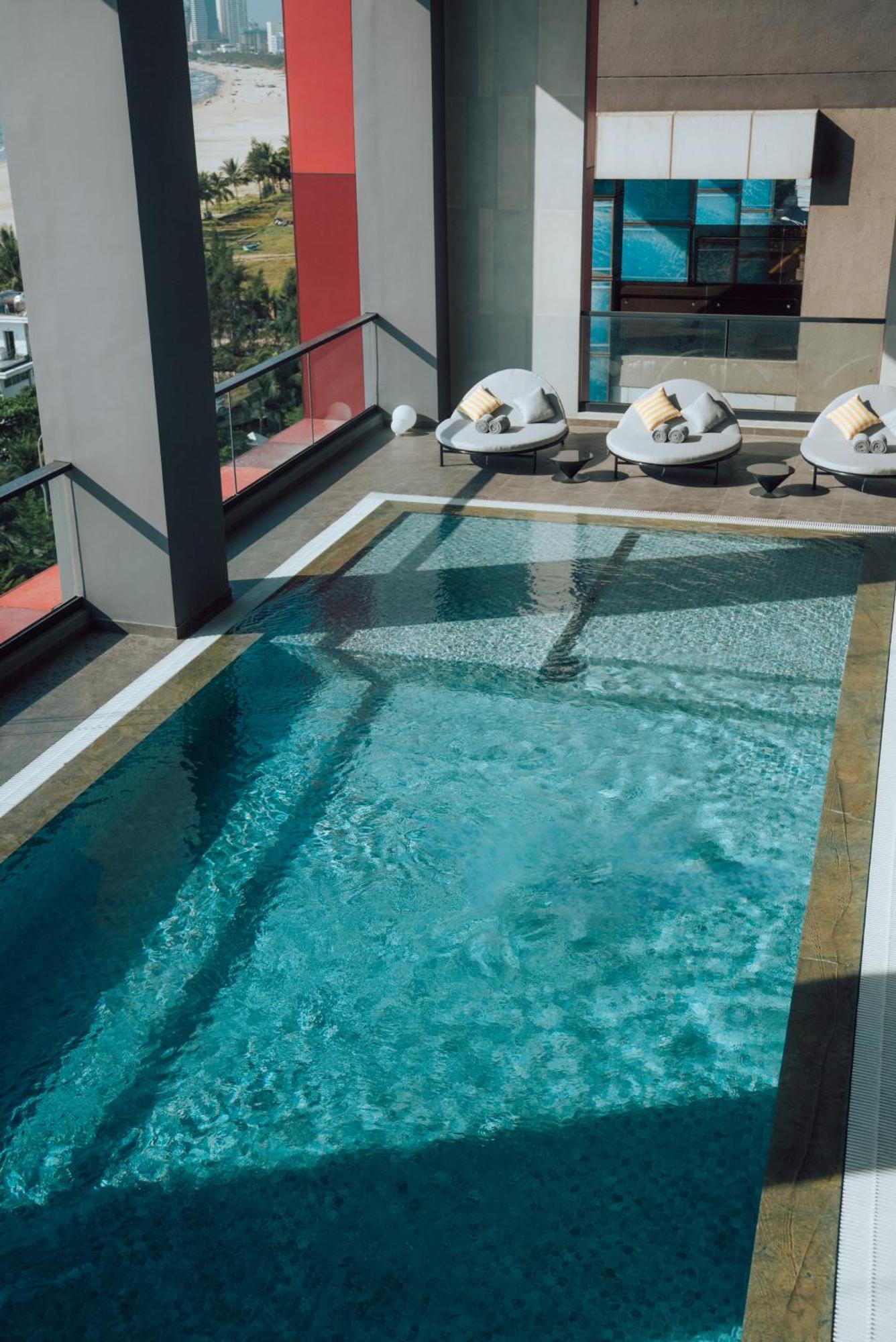 Radisson Red Danang Hotel Exterior photo